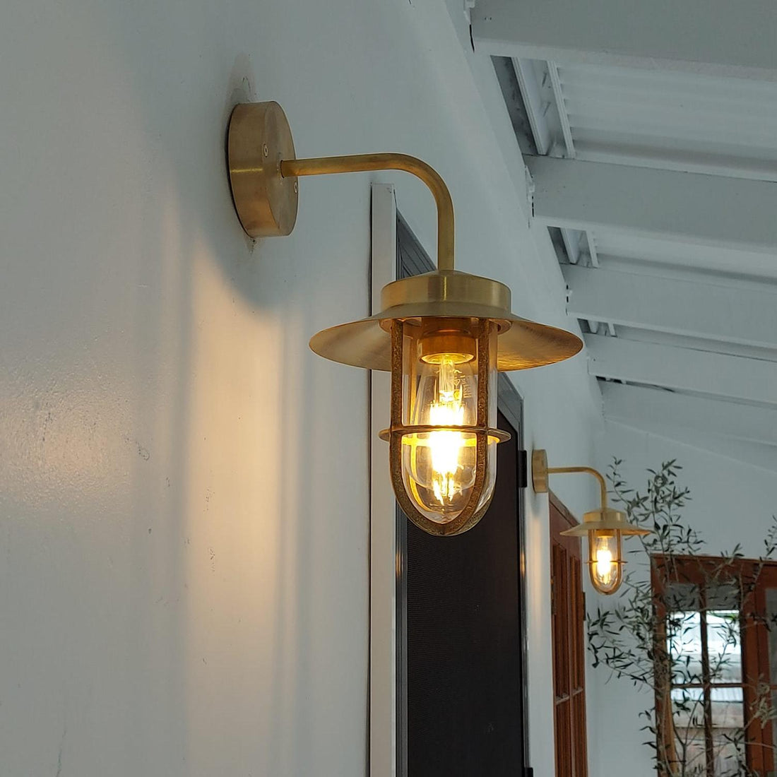Utilitaive Barn Outdoor Wall Sconce
