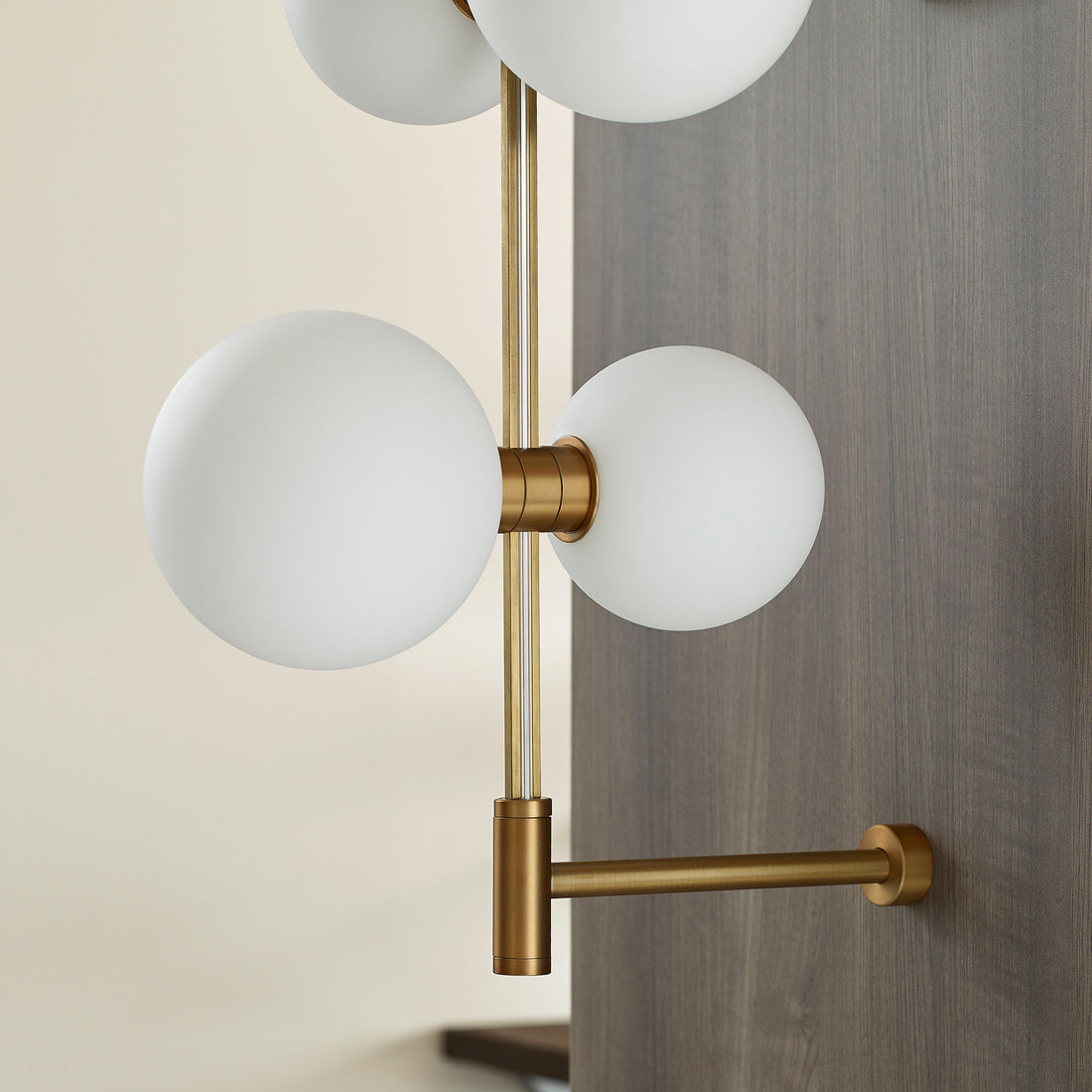 Modern Rail Wall Light - Camilalamps - CAARHWS - 2561015