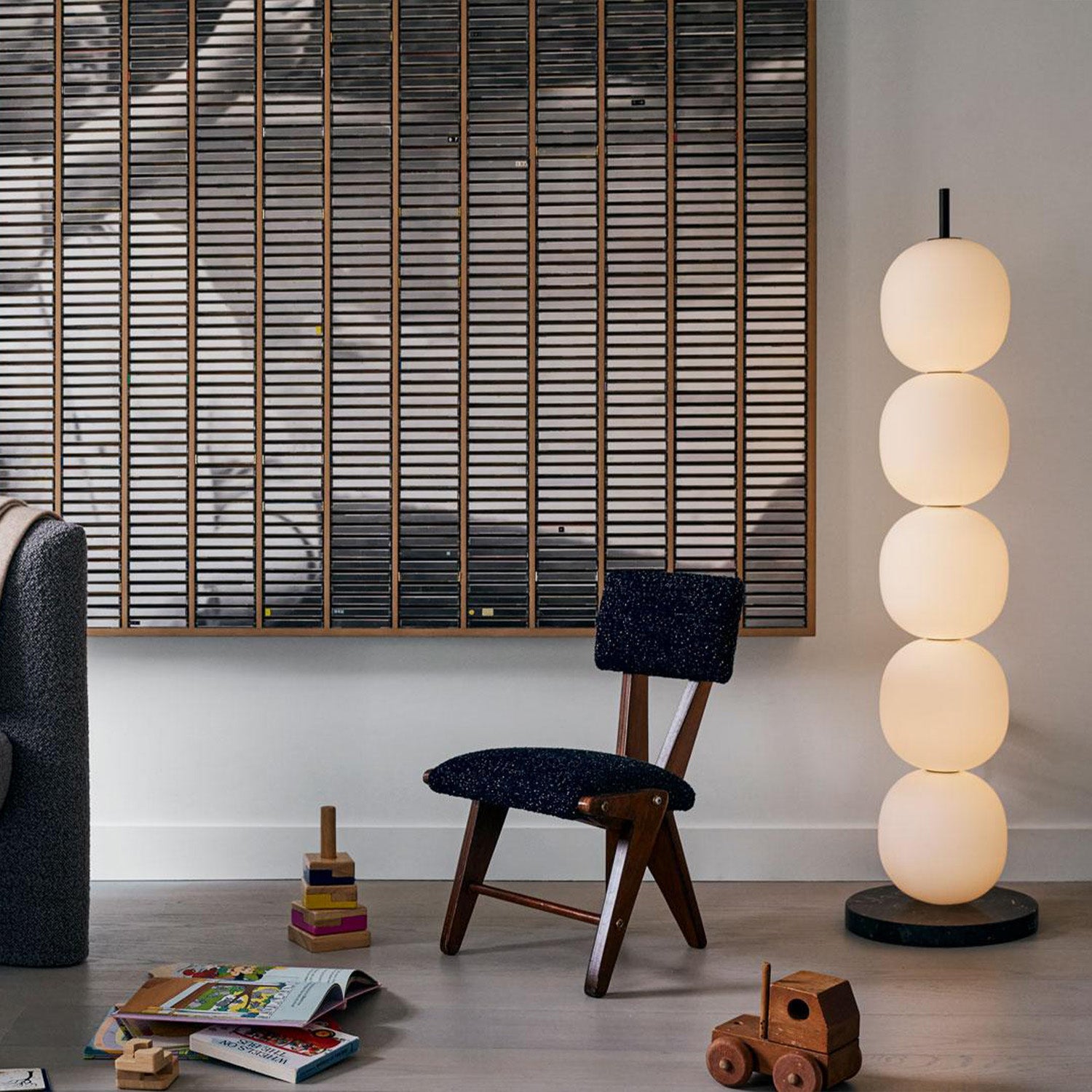 Beaded Floor Lamp and Marble Base - Camilalamps - Beade - 1304 - 1