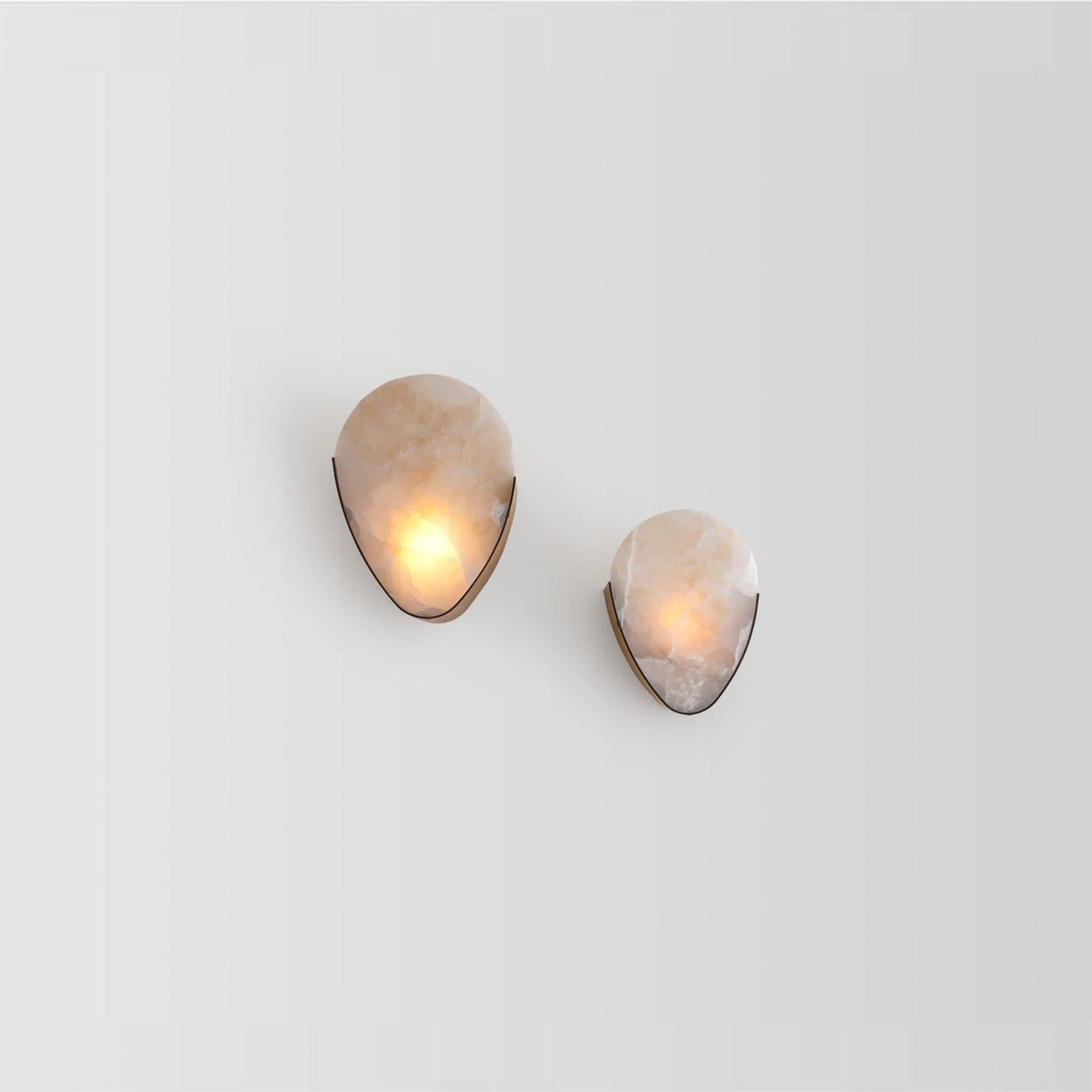 Alabaster Art Wall Sconce - Camilalamps - CA - PEN256261