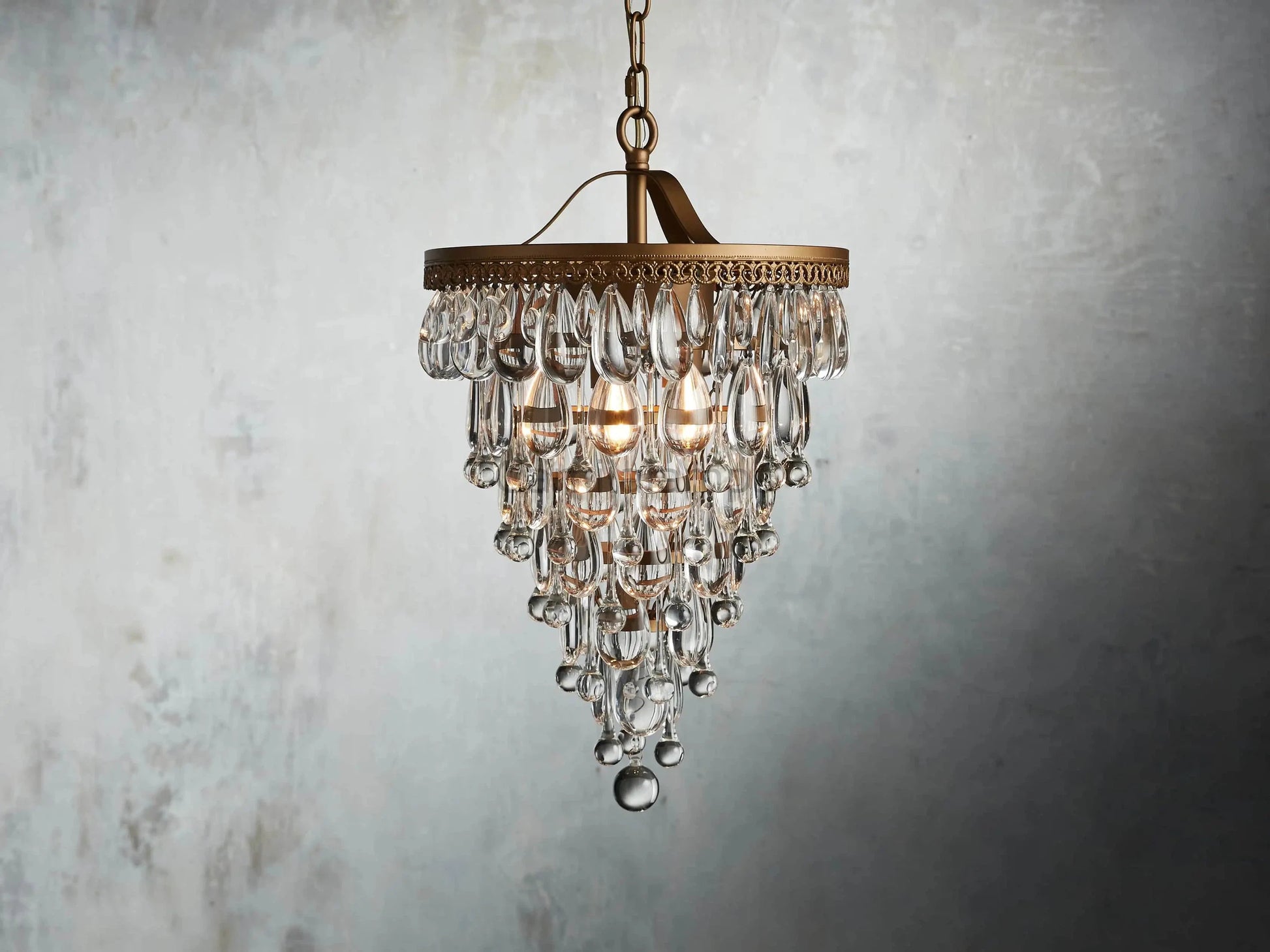 Anabella Round Chandelier 17''23''H - Camilalamps - Ca-12036H0337