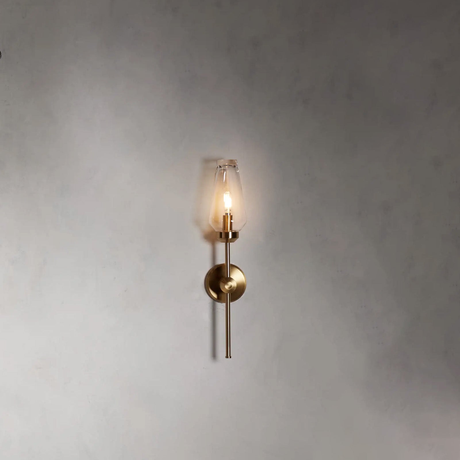 Arrow Wall Sconce - Camilalamps - CAARHWS - 256617