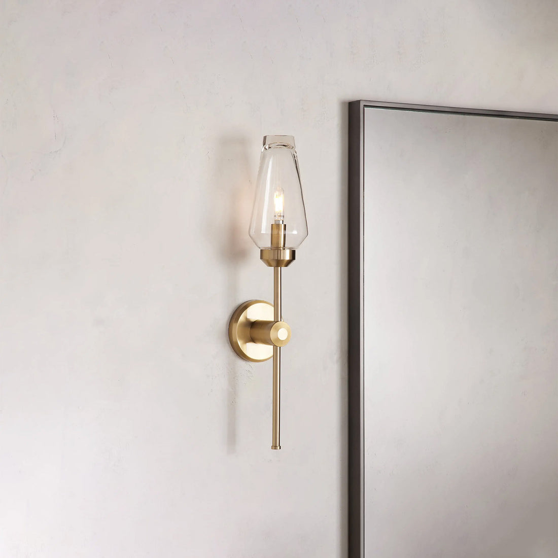 Arrow Wall Sconce - Camilalamps - CAARHWS - 256614