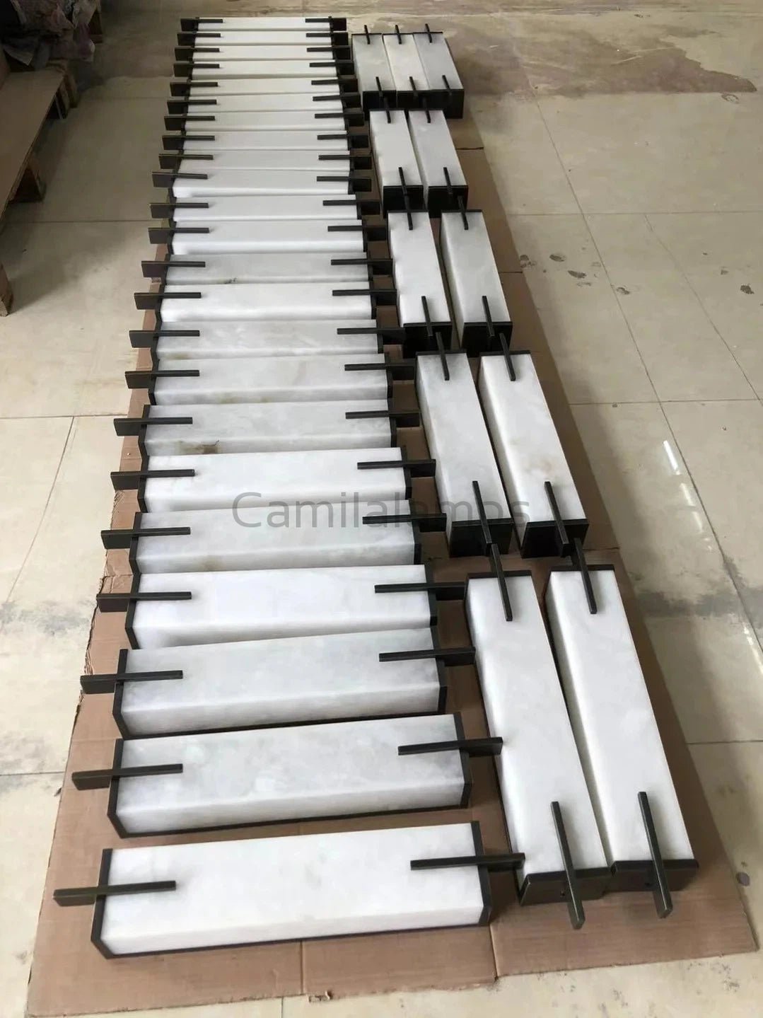 Beckett Alabaster Wall Sconce - Camilalamps - CA - Becke - 1754 - 001