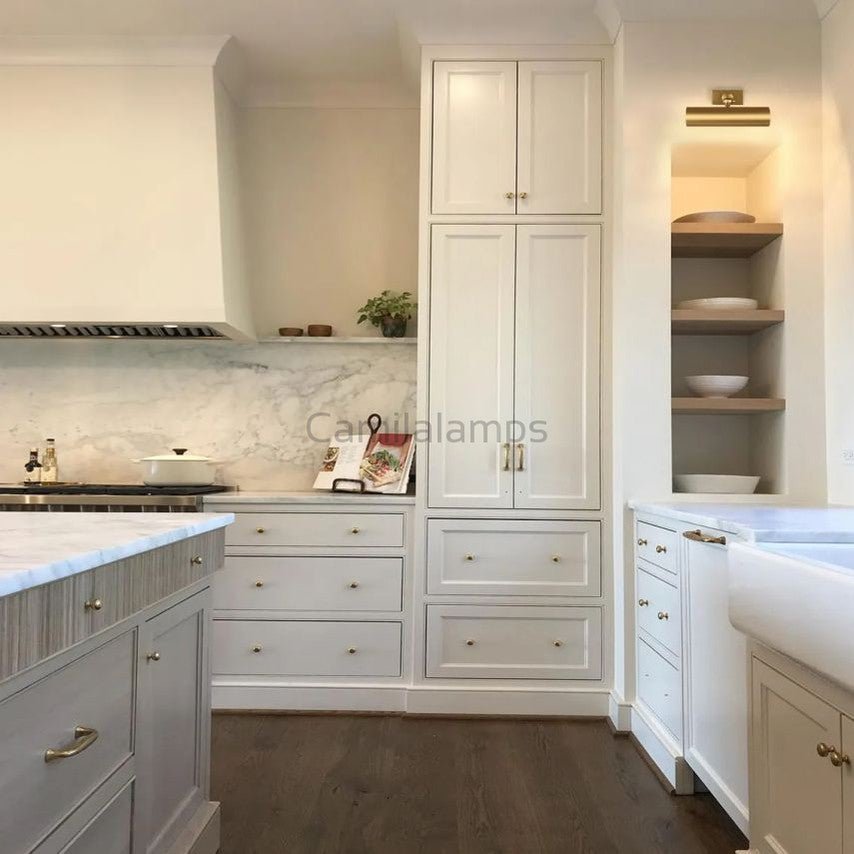 Belmore Picture Light 10" 18'' 24'' 30'' - Camilalamps - CA8871 - 1086