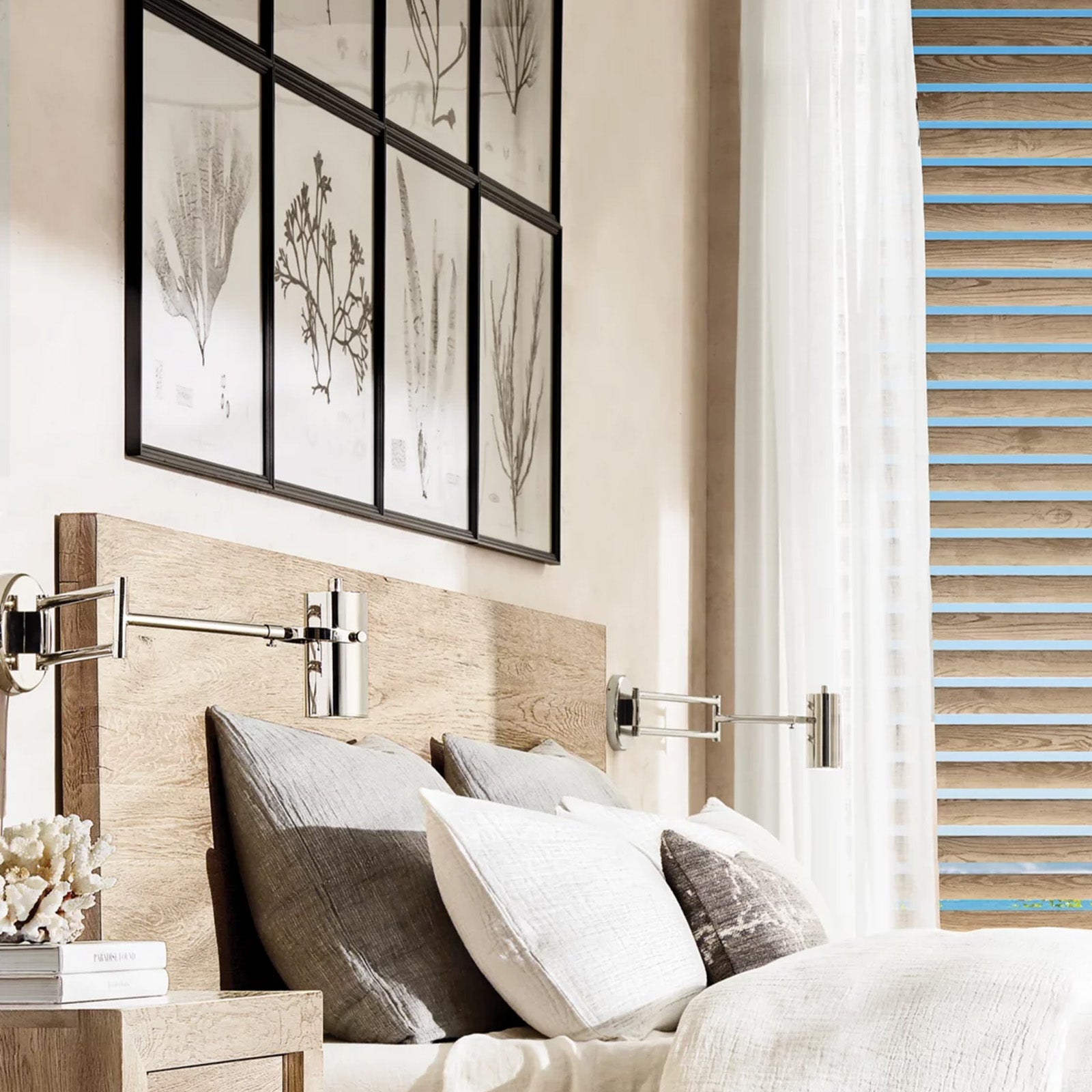 Champeaunt Swing - Arm Sconce - Camilalamps - CAARHWS - 2561320