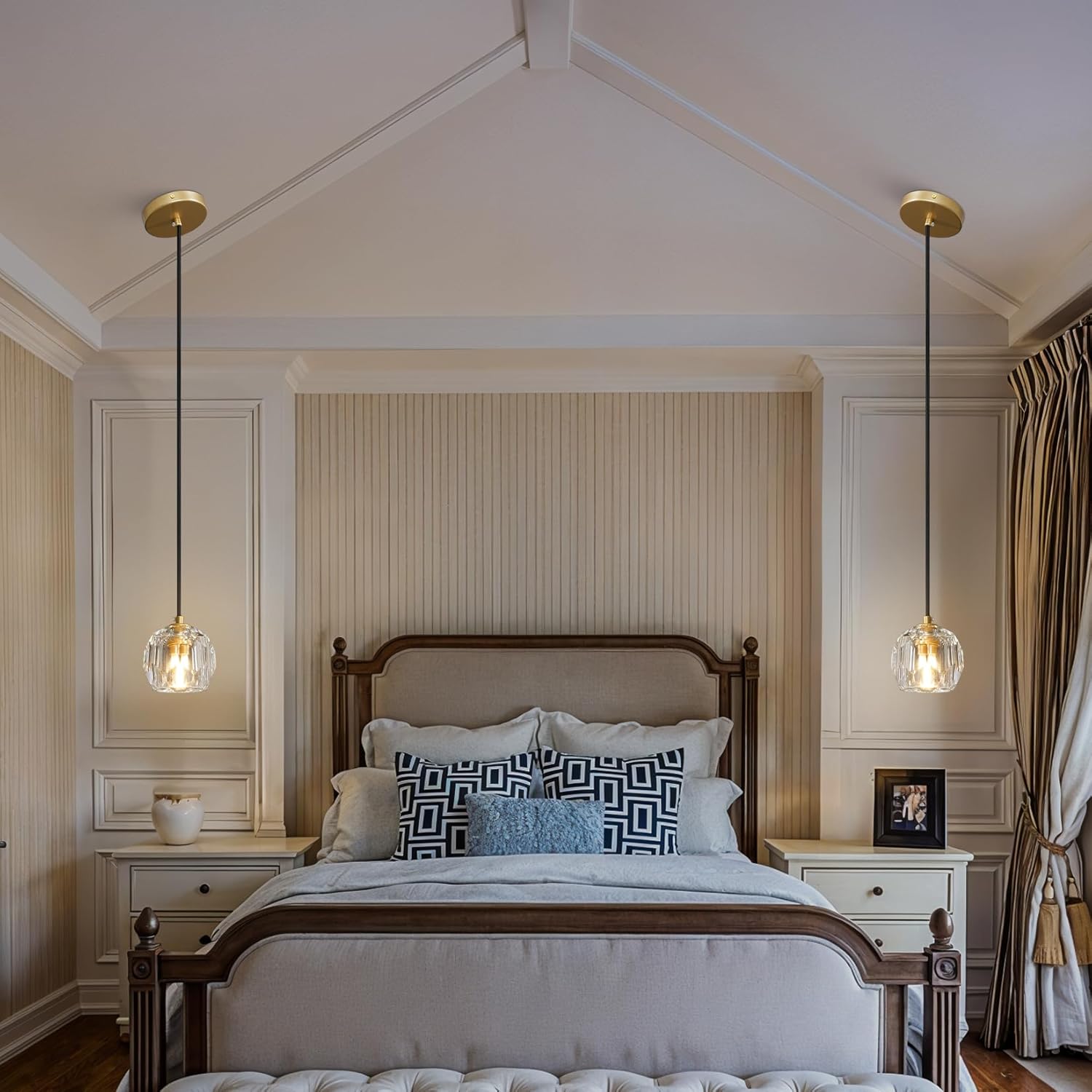 Crystal Pendant Light Kitchen Island, Adjustable Brass Pendant Light Fixtures, Indoor Modern Pendant Lights Over Island for Living Room, Dining Room, Bedroom, Bathroom(Bulb Included) - Camilalamps - B0F9KZ8BK5