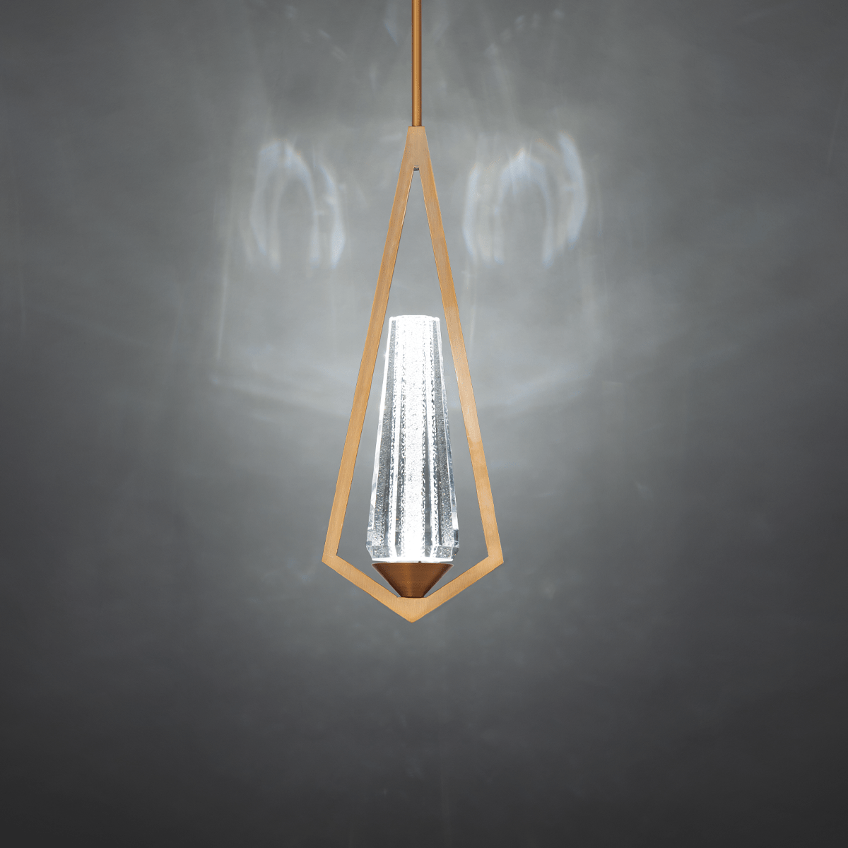 Devotion Pendant - Camilalamps - CA - Devotion111