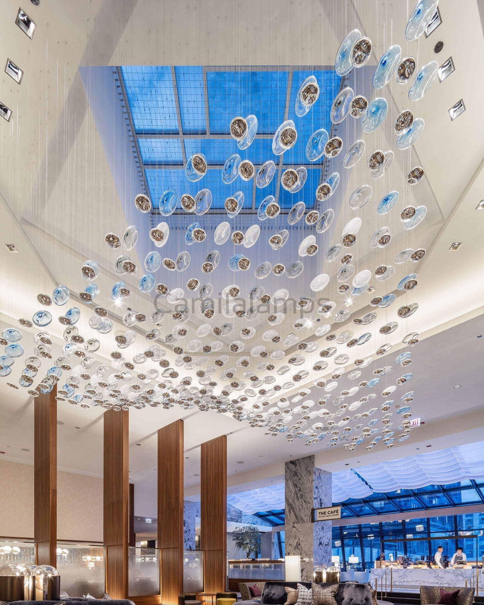 Flying Surge Chandelier - Camilalamps - VKC8 - 240524 - 01