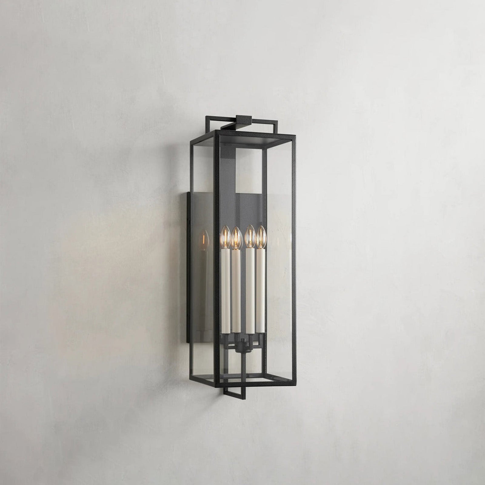 Hendricks Outdoor Wall Sconce - Camilalamps - CAARHWS - 256625