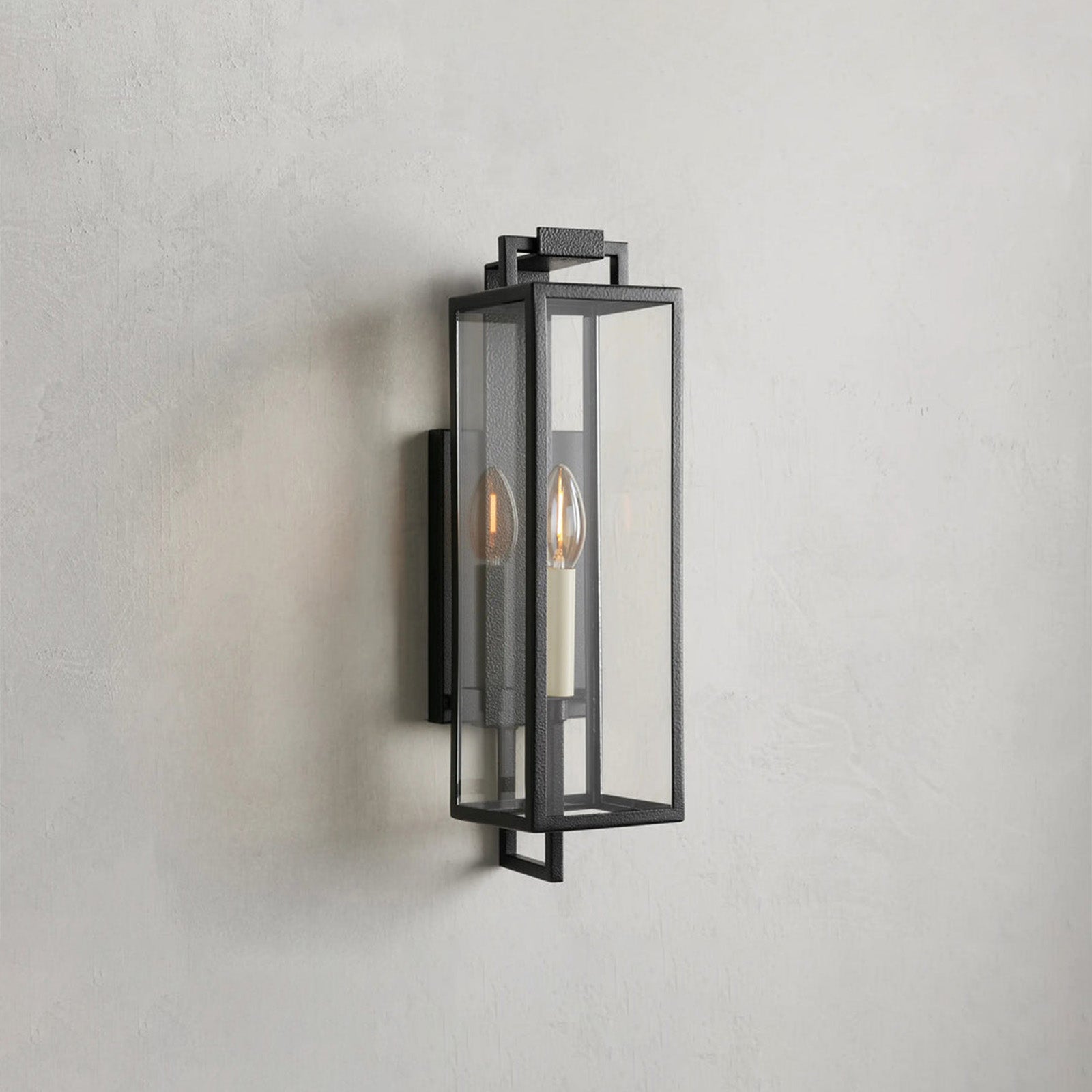 Hendricks Outdoor Wall Sconce - Camilalamps - CAARHWS - 256622