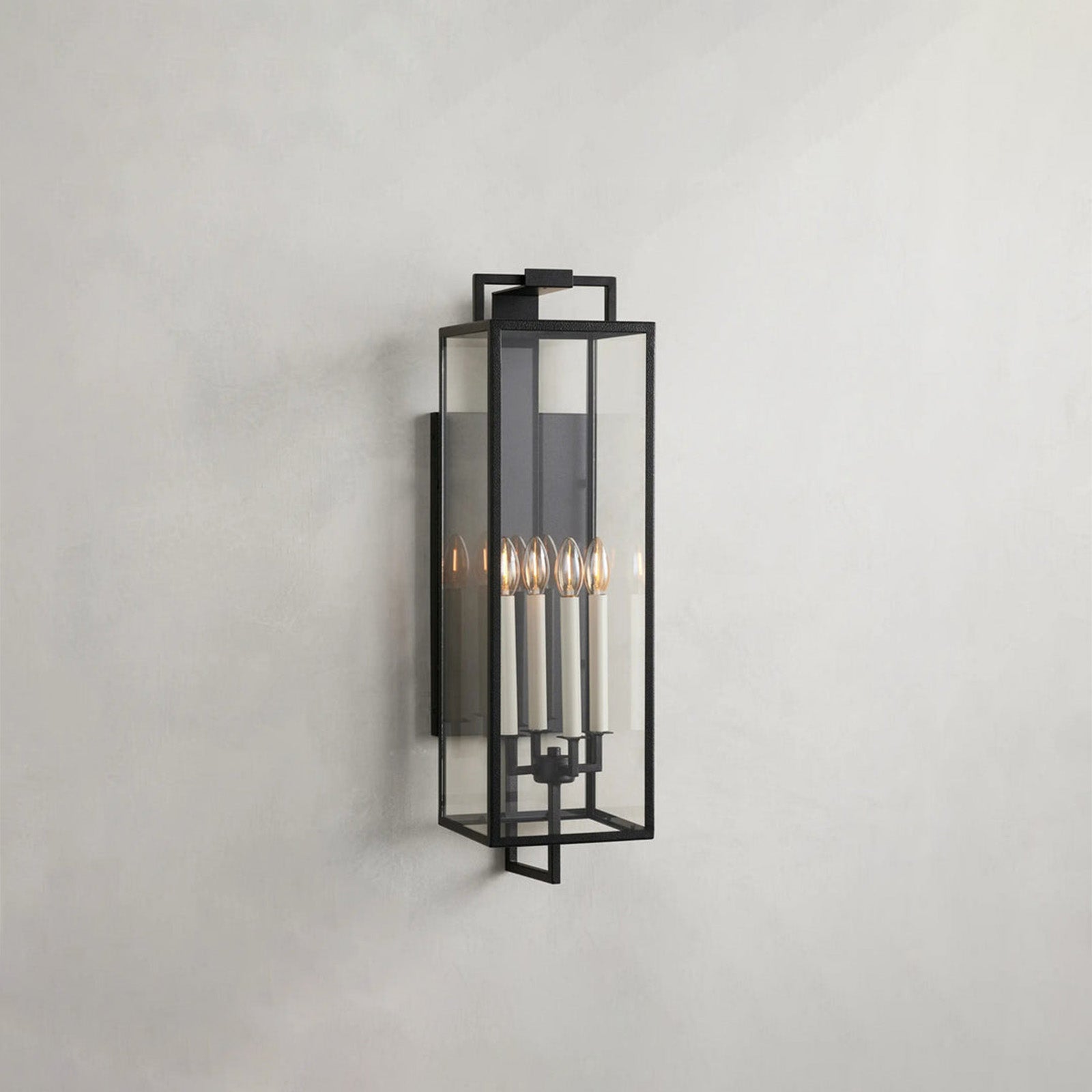 Hendricks Outdoor Wall Sconce - Camilalamps - CAARHWS - 256623