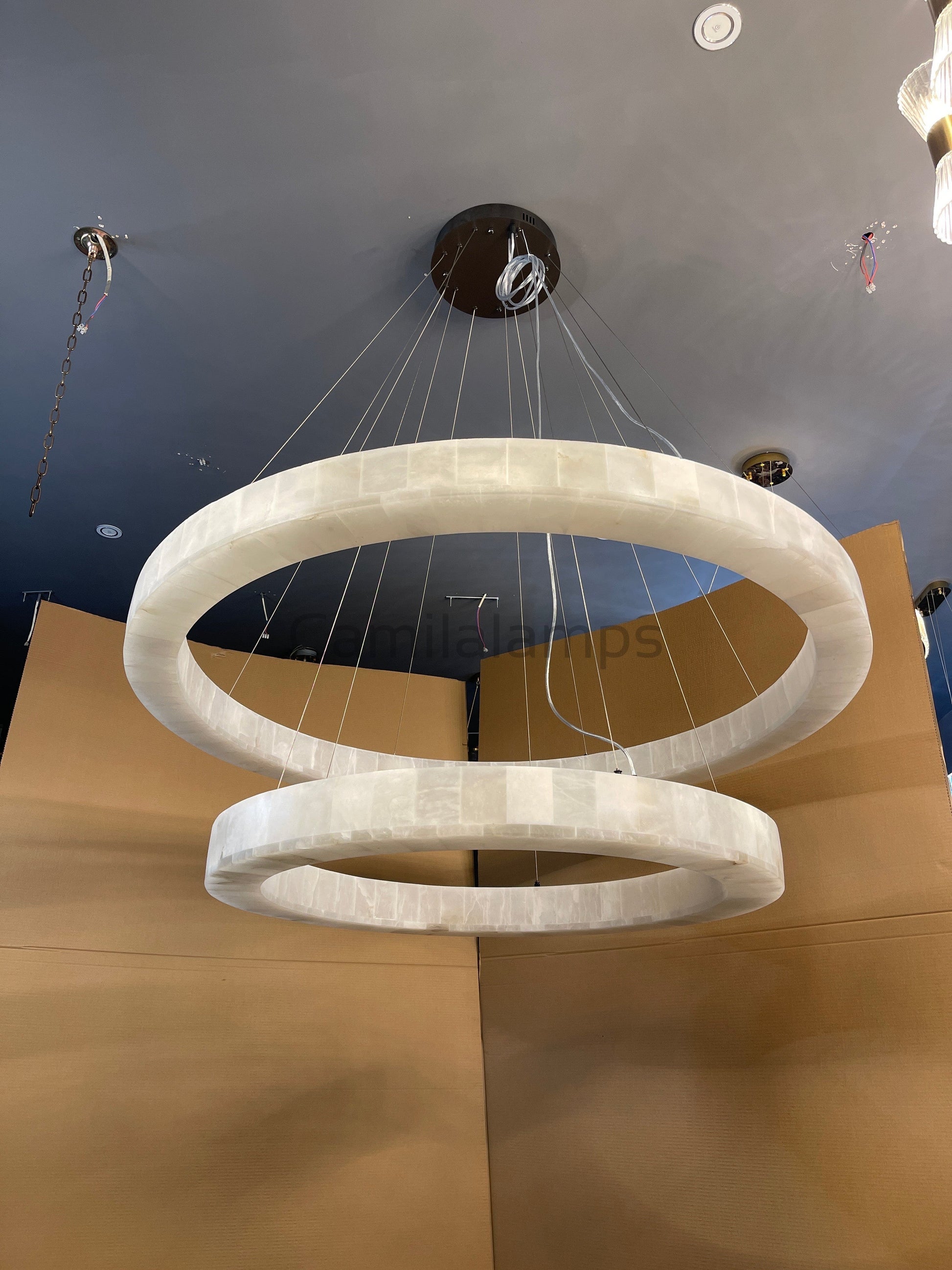 Marble Ravage Round Chandelier 31" - Camilalamps - Caa-110018a1