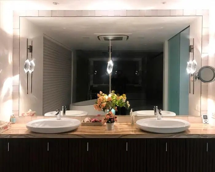 Pezzo Single Crystal Wall Sconce - Camilalamps - CAARHWS - 2562009