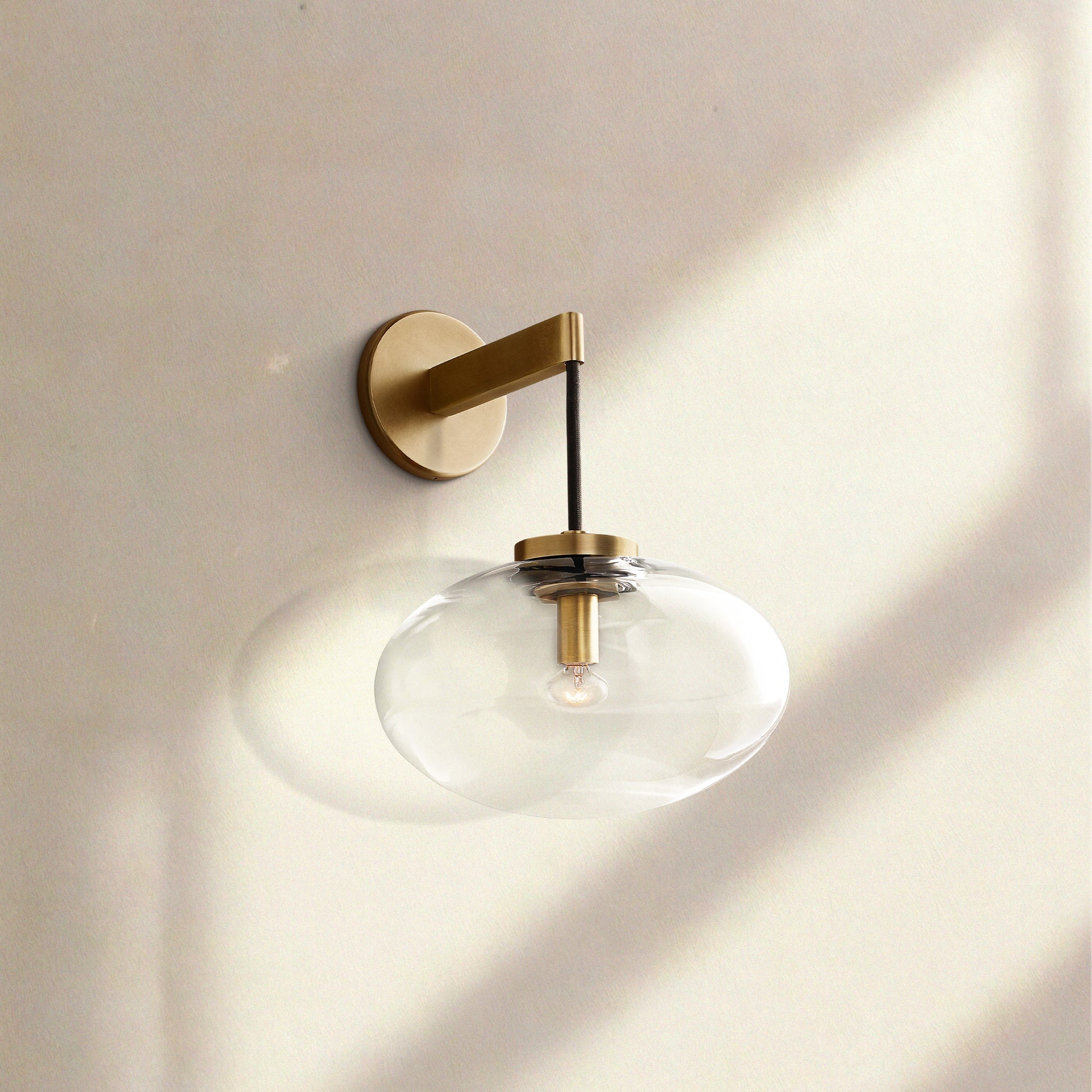 Cabrlet Clear Glass Sconce - Camilalamps - BU-CAB-Sconce-1