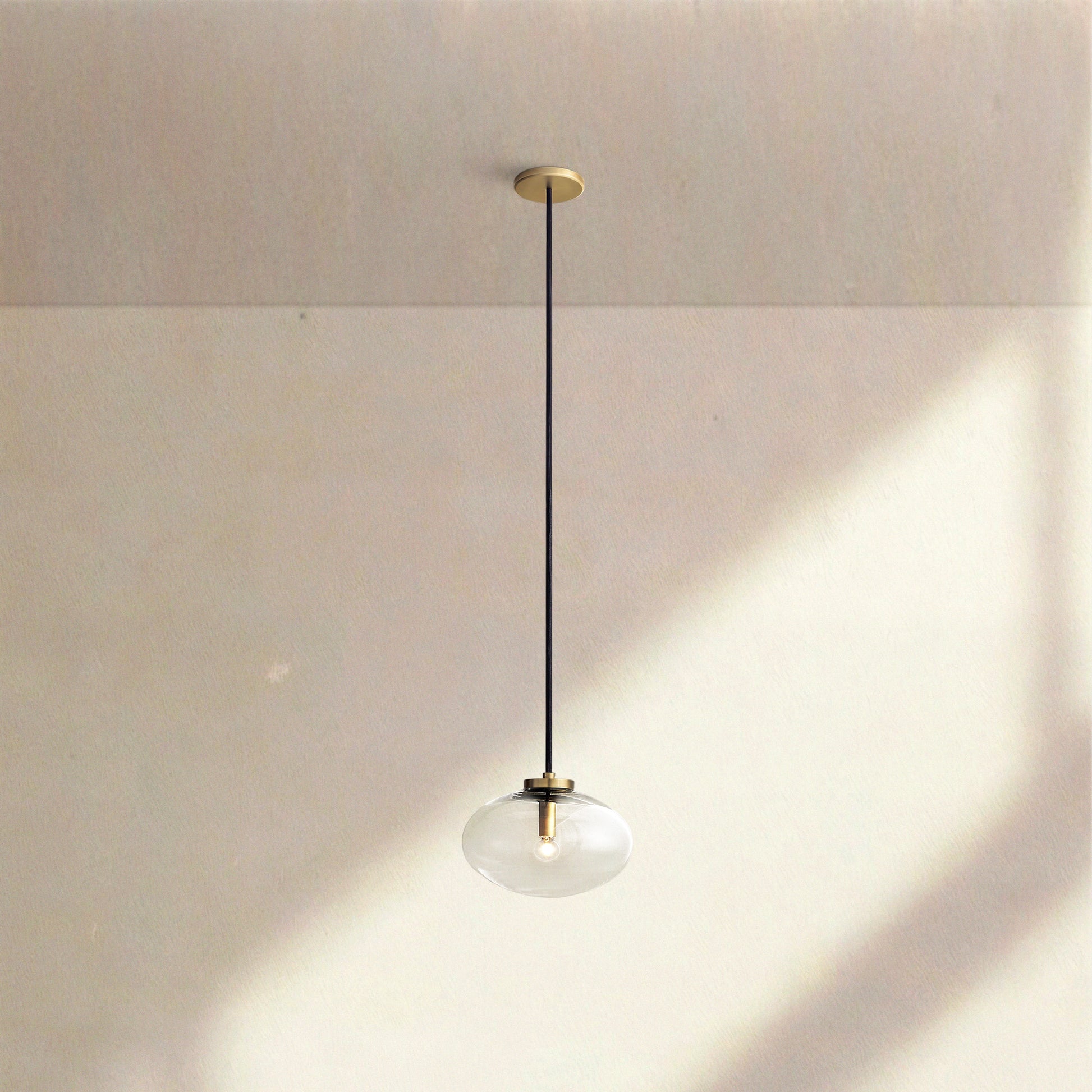 Cabrlet Clear Glass Pendant - Camilalamps - BU-CAB-Pendant-1