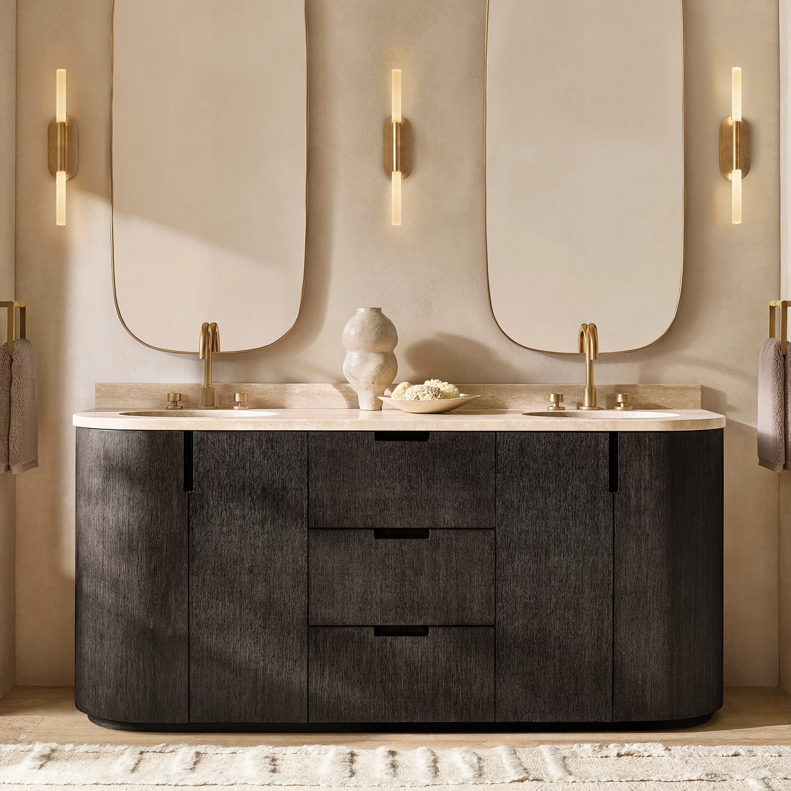 Roussel Linear Sconce - Camilalamps - CAARHWS - 256141