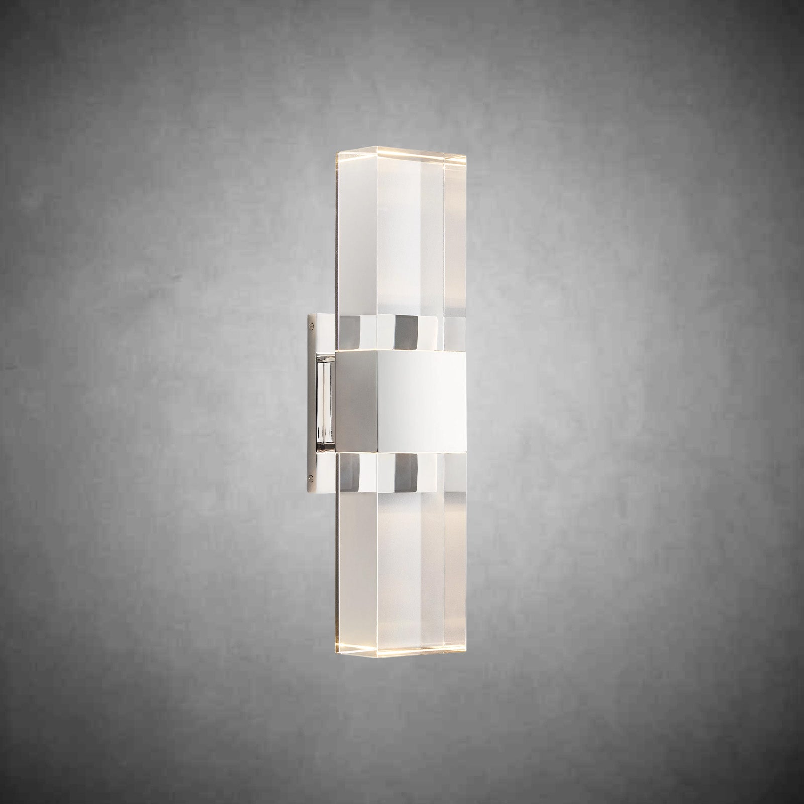 Serra Linear Sconce - Camilalamps - CAARHWS - 256146