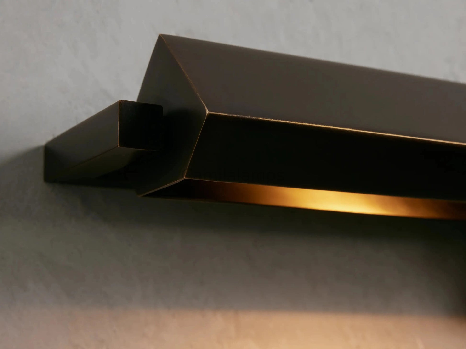 Zaeden Wall Sconce 18''24''30'' - Camilalamps - CA - 3507H402